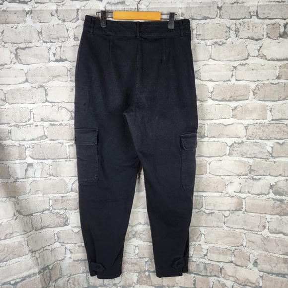 Aritzia Wilfred Free Modern Cargo High Waist Barrel Leg Pant Black Size 12 - Picture 2 of 13